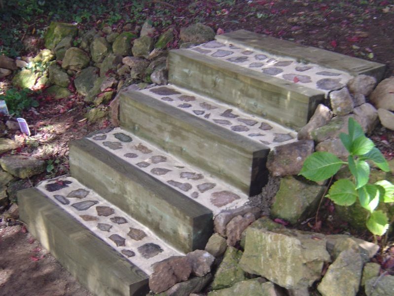 contre-marches d'escalier en bois